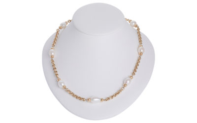 When can you wear pearls?