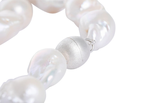 baroque pearls