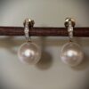 Curved Diamond Top with Large Round Pearl - Image 4